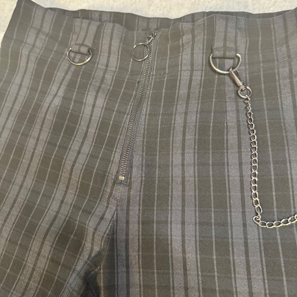 HELL BUNNY COBAIN CAPRIS Size XL Size Sold out online! Like New! - Picture 5 of 8